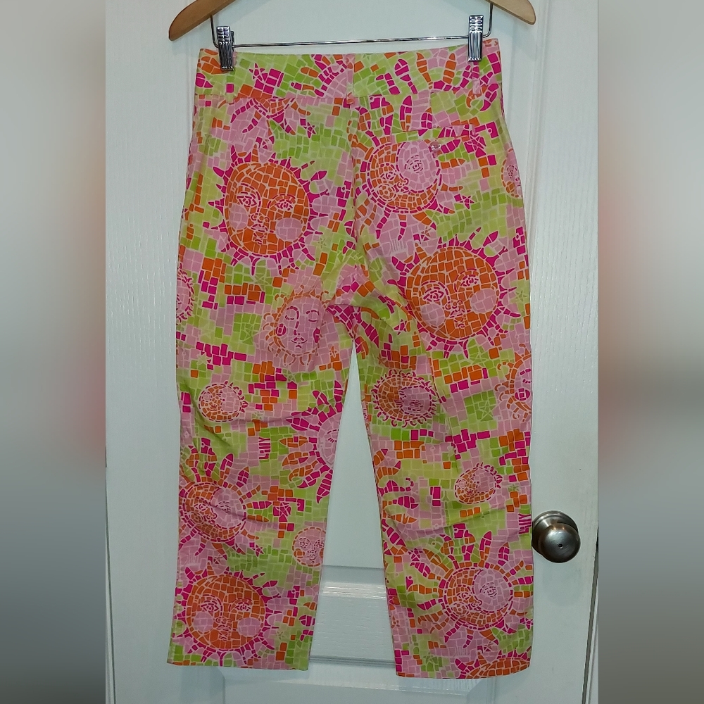 Lilly Pulitzer Capri Pants, Size 4. - Picture 5 of 9